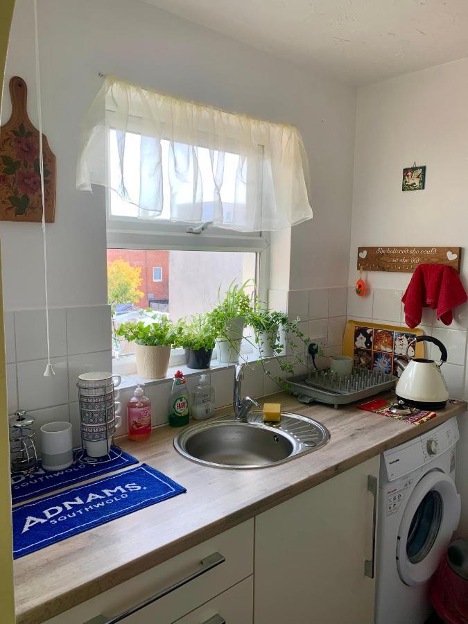 Apartments Near The Sea With Free Parking Southend-On-Sea Exterior foto